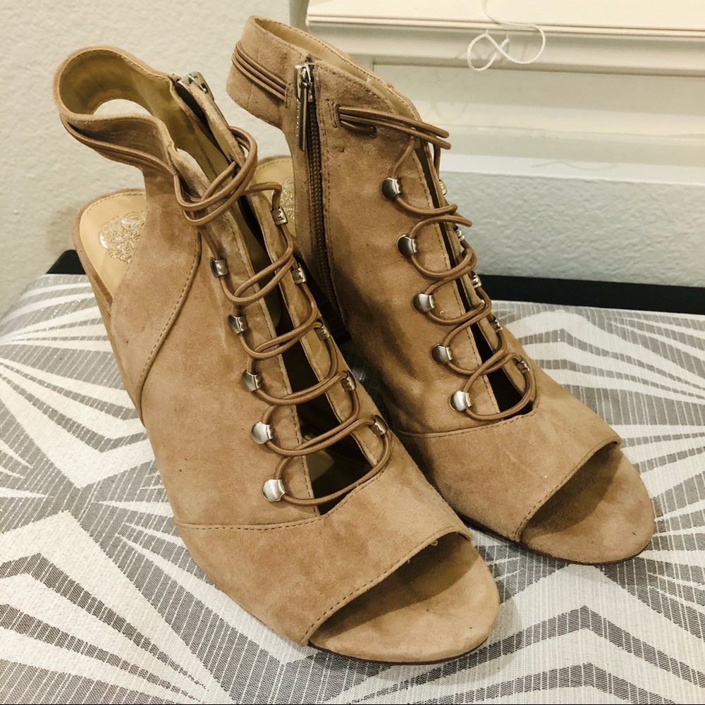 Vince Camuto Leather Lace Up Block Heel